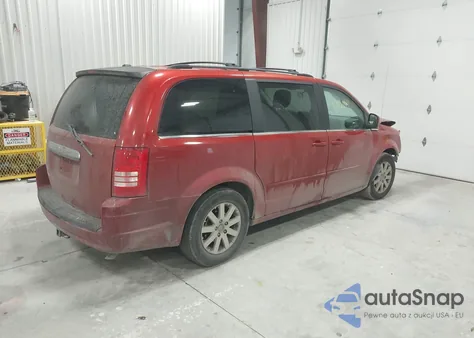 2008 Chrysler Town & Country Touring z USA, uszkodzony, nr VIN 2A8HR54P58R136955